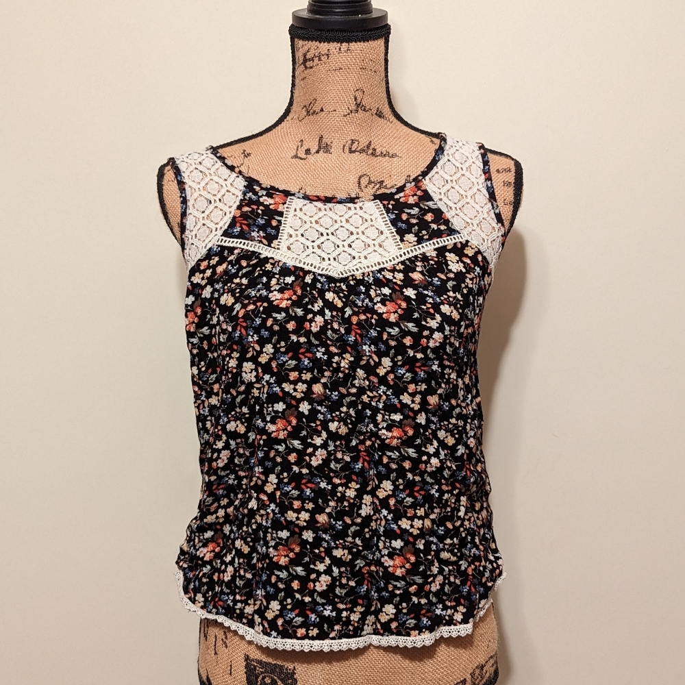 Floral & Lace Rewind Top S